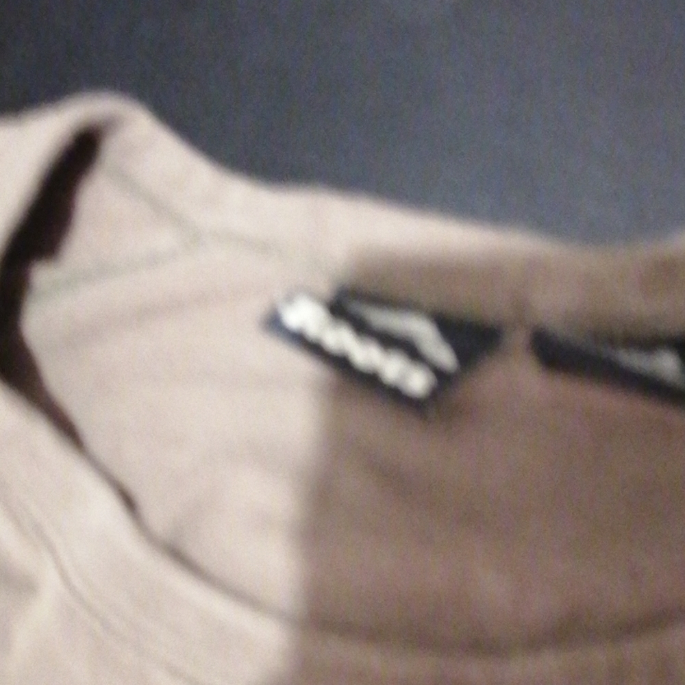 ROOTS LONGSHIRTS - Picture 2 of 5